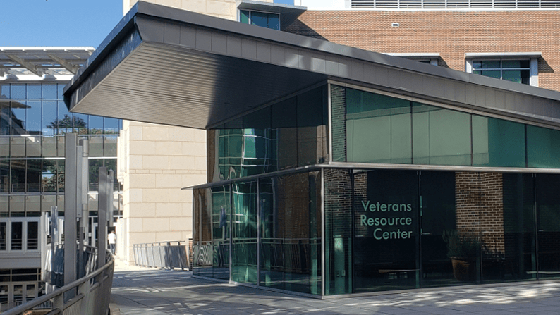 veterans building
